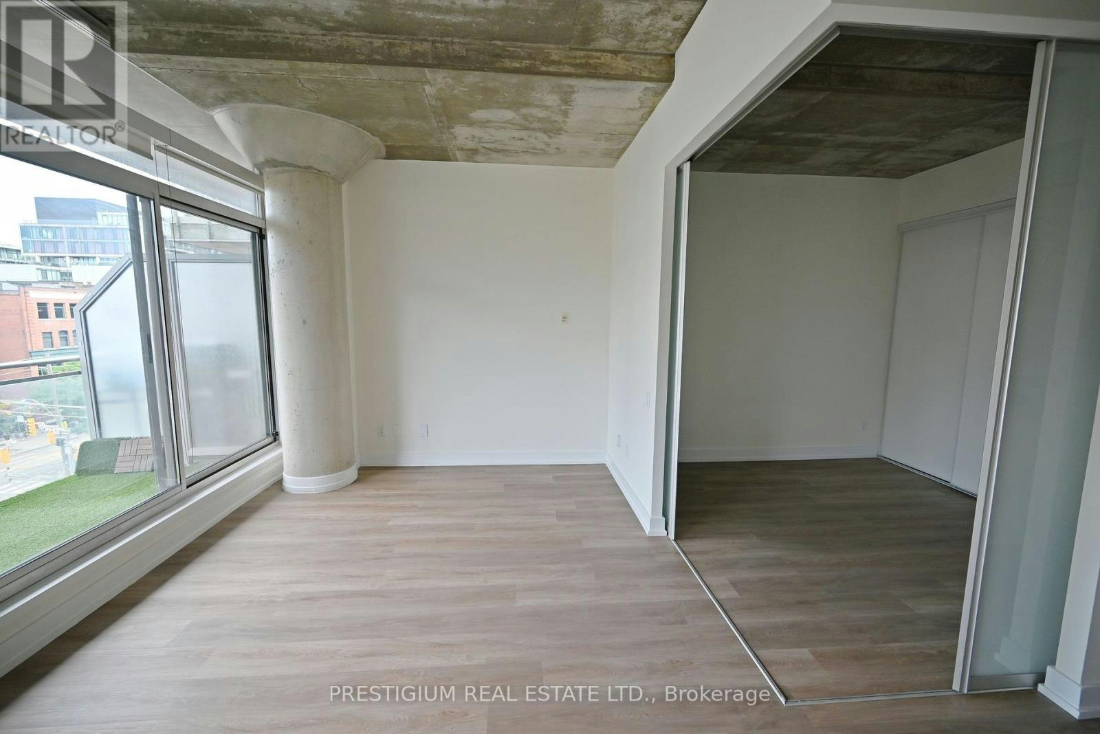 611-66 Portland Street, Toronto, ON, M5V 2M6 - 5
