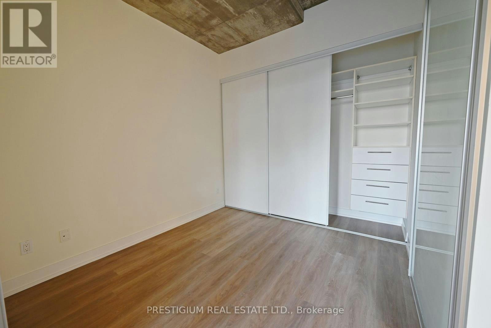 611-66 Portland Street, Toronto, ON, M5V 2M6 - 9