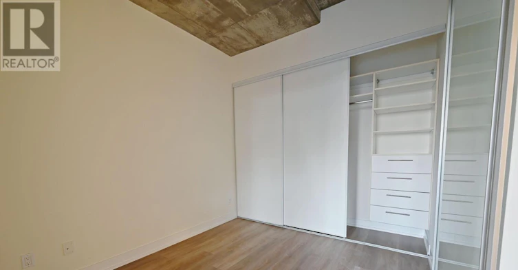 611-66 Portland Street, Toronto, ON, M5V 2M6 - 9