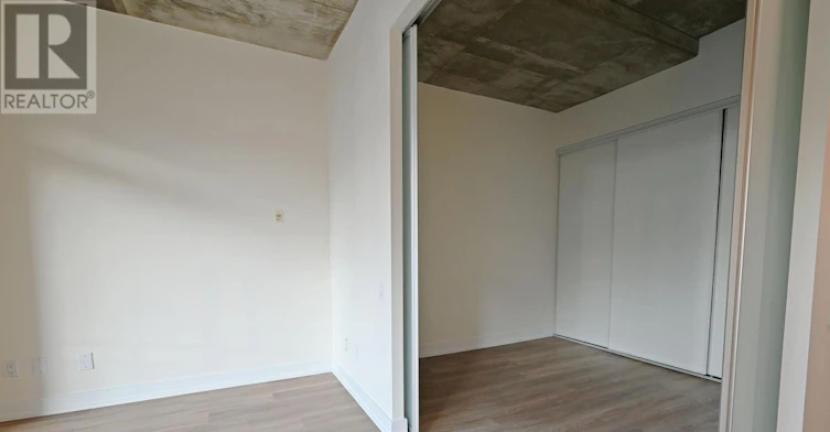 611-66 Portland Street, Toronto, ON, M5V 2M6 - 6