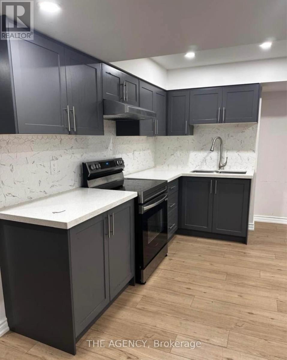 2407 Hibiscus Drive, Pickering, ON, L1X 0H2 - 3
