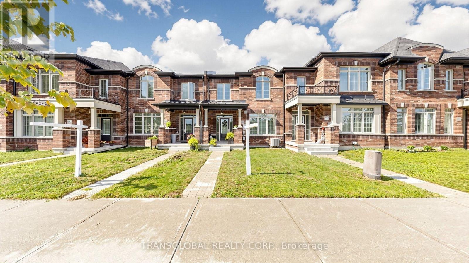181 Beechborough Crescent, East Gwillimbury, ON, L9N 0L6