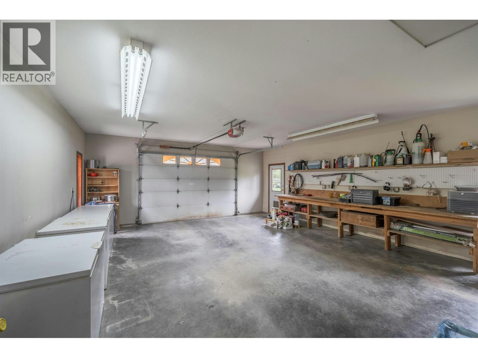 7497 Little Fort 24 Highway, Bridge Lake, BC, V0K 1X2 - 28