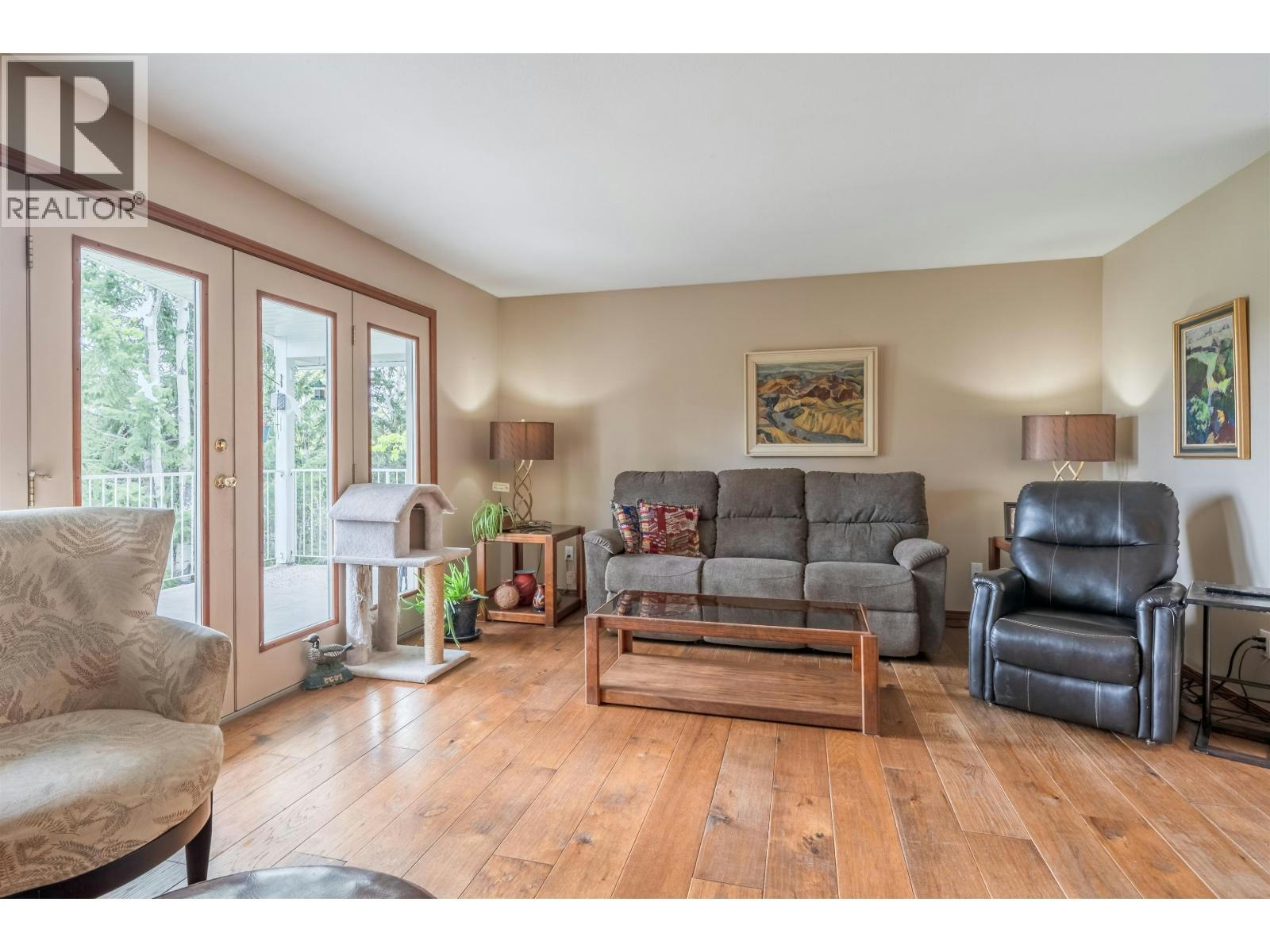 7497 Little Fort 24 Highway, Bridge Lake, BC, V0K 1X2 - 19
