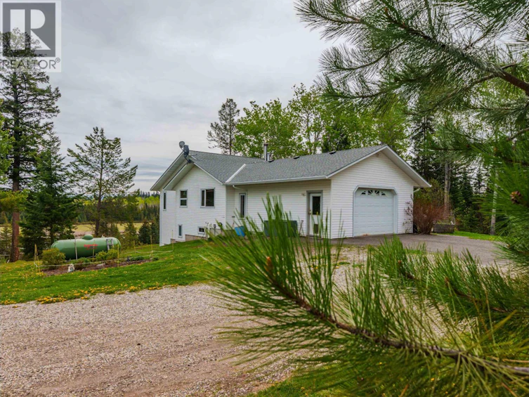 7497 Little Fort 24 Highway, Bridge Lake, BC, V0K 1X2 - 7