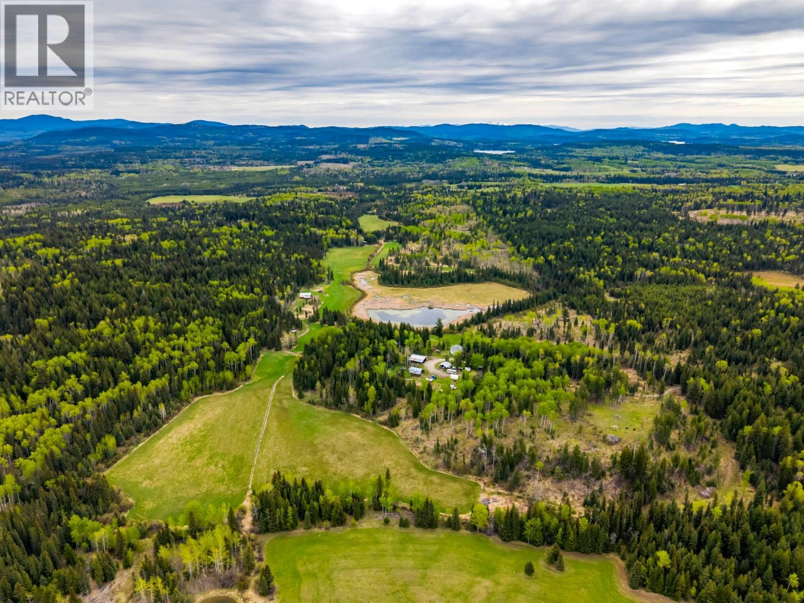 7497 Little Fort 24 Highway, Bridge Lake, BC, V0K 1X2 - 29