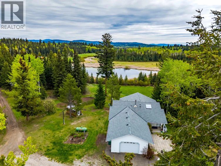 7497 Little Fort 24 Highway, Bridge Lake, BC, V0K 1X2 - 33