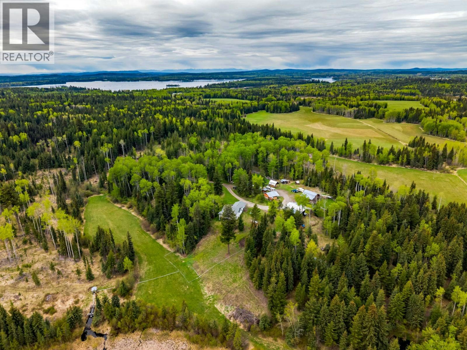7497 Little Fort 24 Highway, Bridge Lake, BC, V0K 1X2 - 37