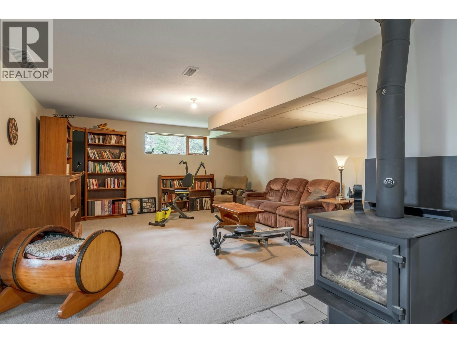 7497 Little Fort 24 Highway, Bridge Lake, BC, V0K 1X2 - 27