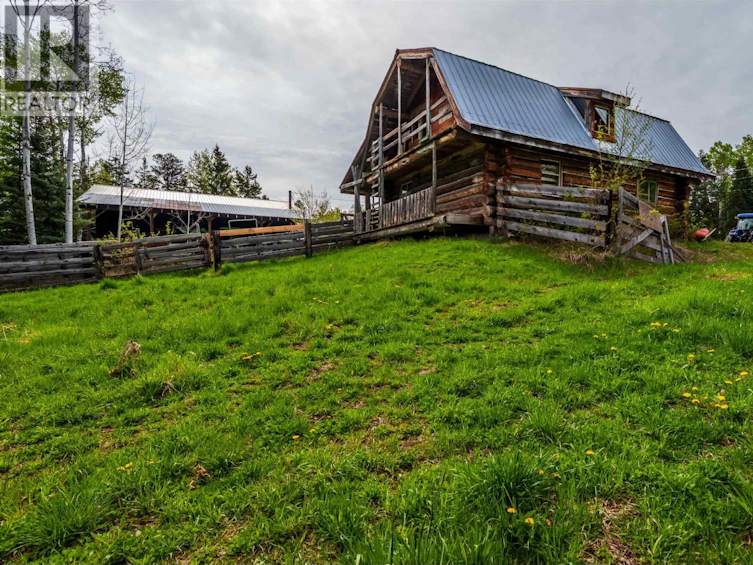 7497 Little Fort 24 Highway, Bridge Lake, BC, V0K 1X2 - 5