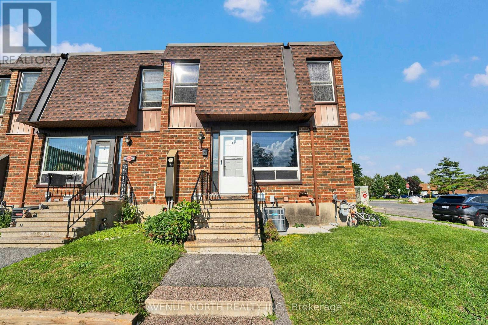 41-3520 Downpatrick Road, Ottawa, ON, K1V 8T4