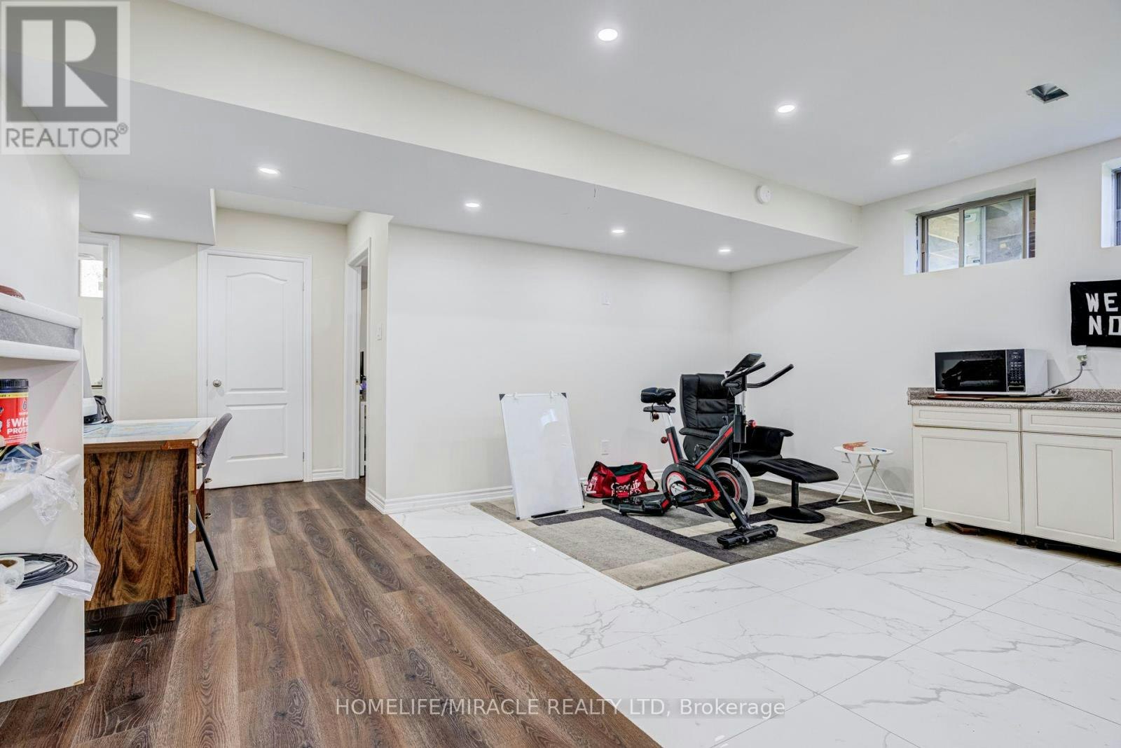 25 Lorne Thomas Place, New Tecumseth, ON, L9R 0T8 - 37