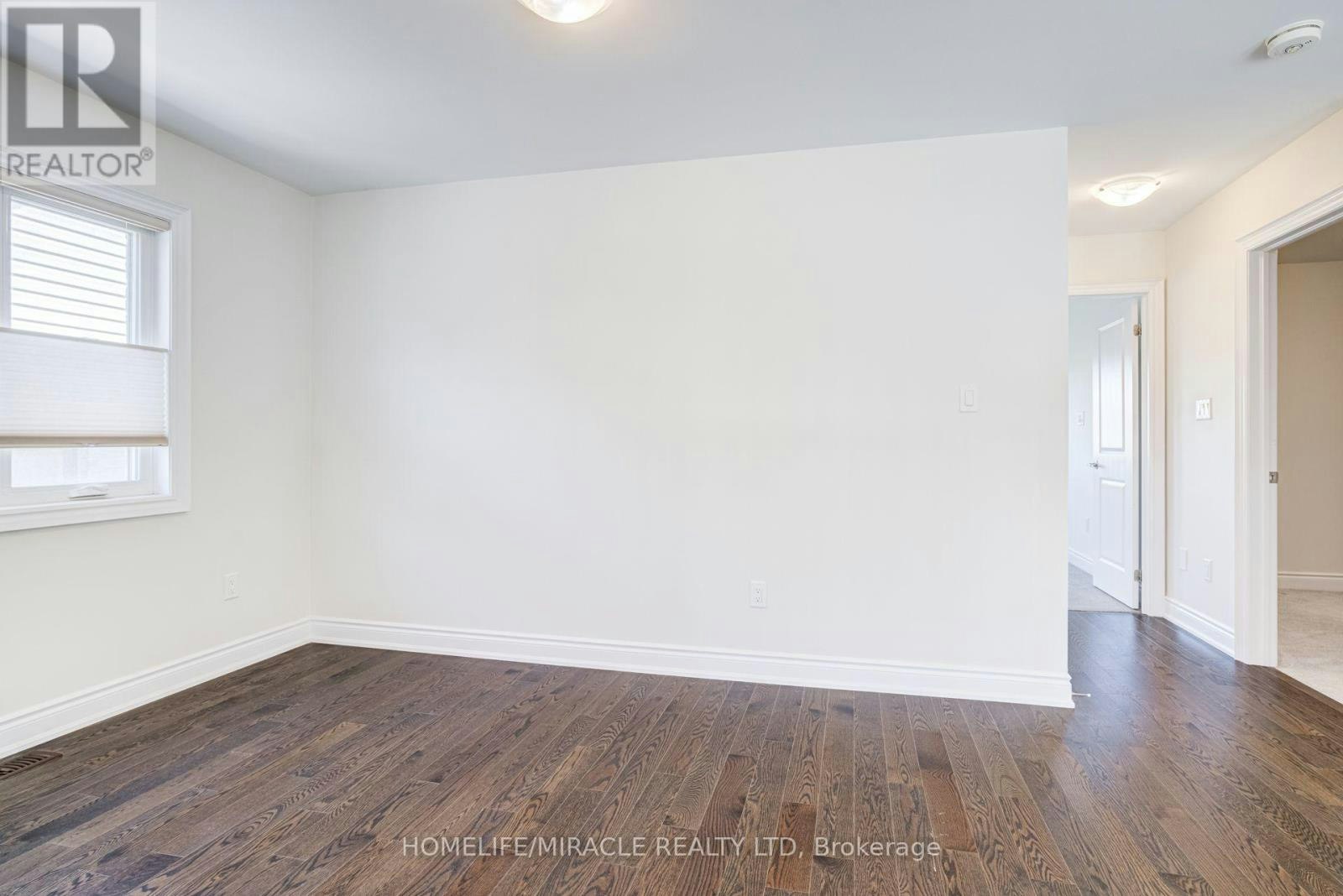 25 Lorne Thomas Place, New Tecumseth, ON, L9R 0T8 - 32