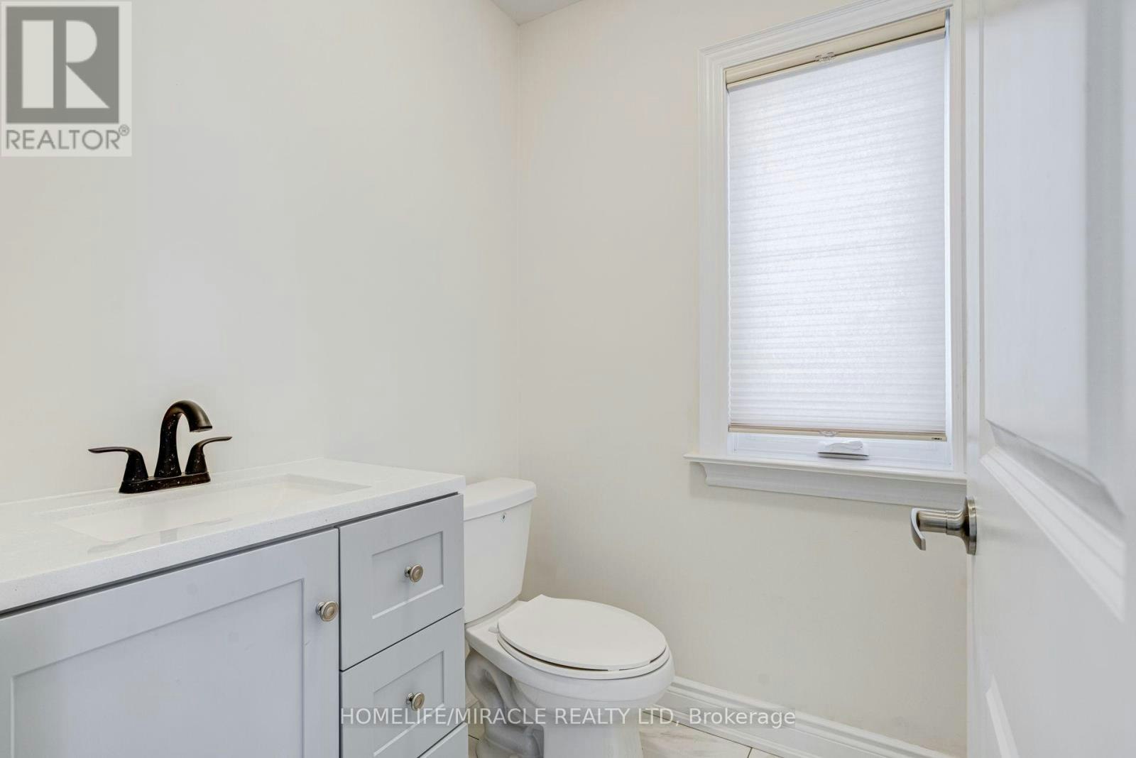 25 Lorne Thomas Place, New Tecumseth, ON, L9R 0T8 - 12