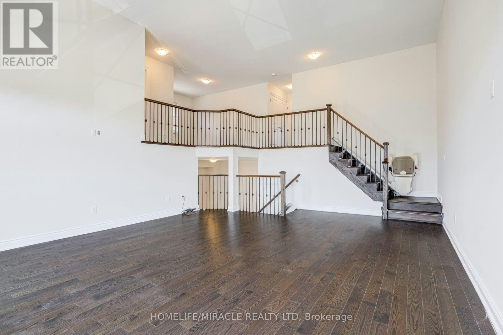 25 Lorne Thomas Place, New Tecumseth, ON, L9R 0T8 - 15