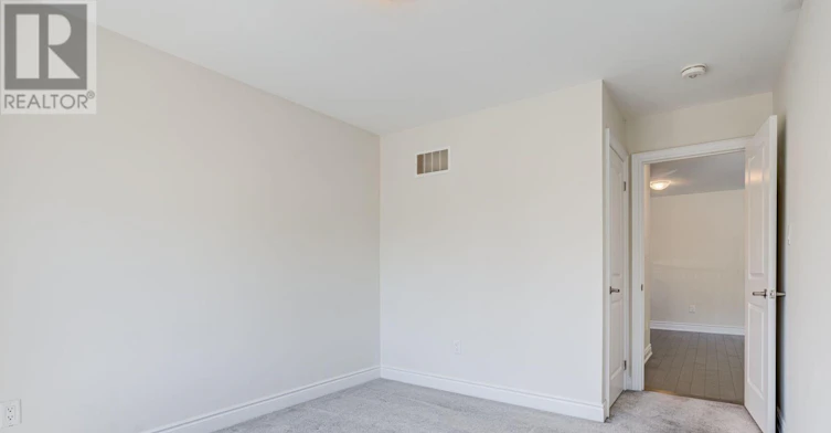 25 Lorne Thomas Place, New Tecumseth, ON, L9R 0T8 - 30