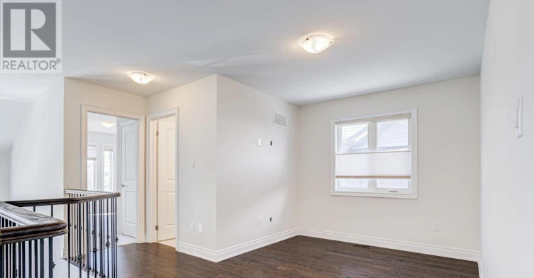 25 Lorne Thomas Place, New Tecumseth, ON, L9R 0T8 - 31