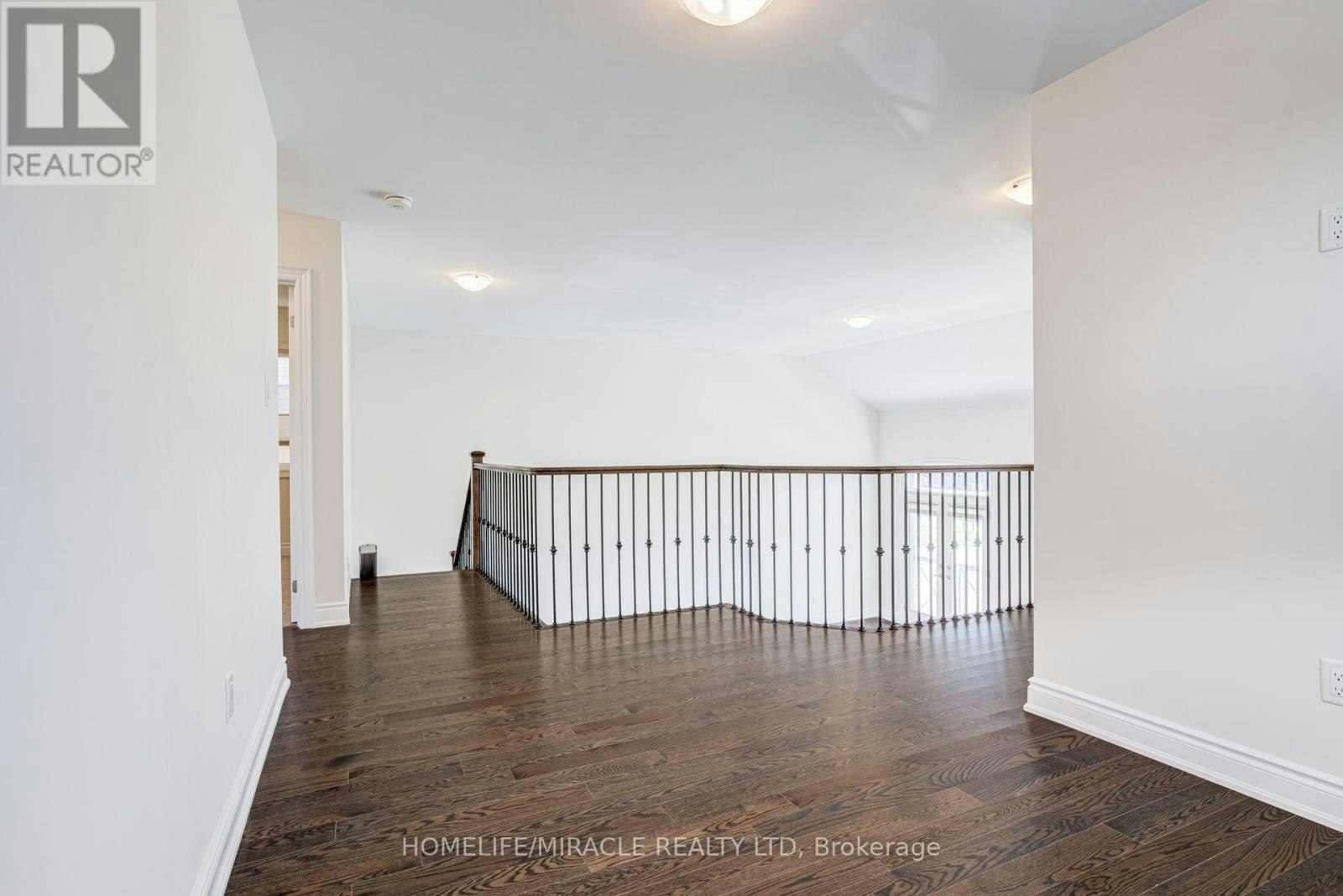 25 Lorne Thomas Place, New Tecumseth, ON, L9R 0T8 - 33