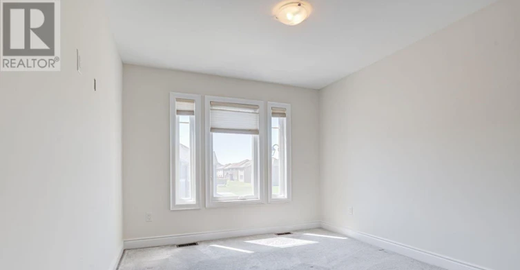 25 Lorne Thomas Place, New Tecumseth, ON, L9R 0T8 - 29