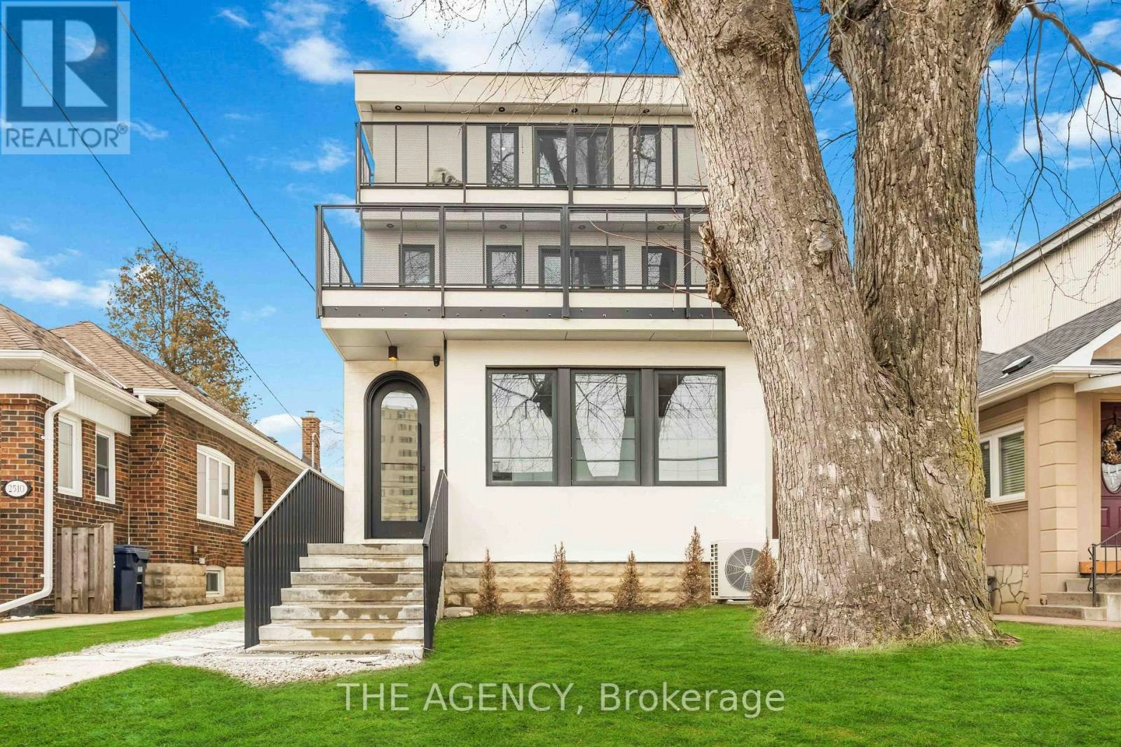 D-2508 Lakeshore Boulevard, Toronto, ON, M8V 1E1