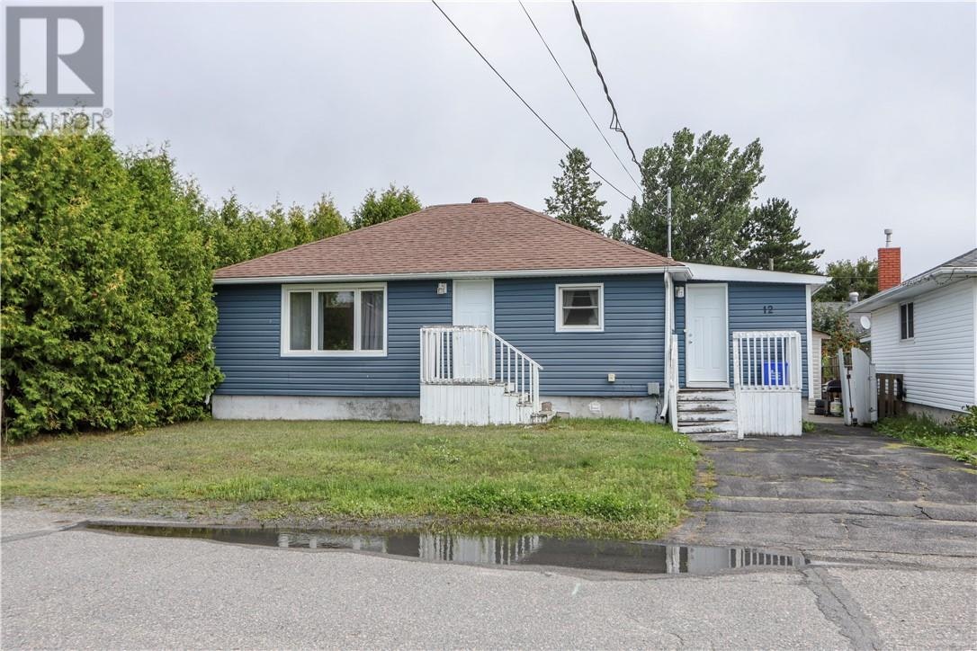 12 Oakwood Avenue, Greater Sudbury, ON, P0M 1H0