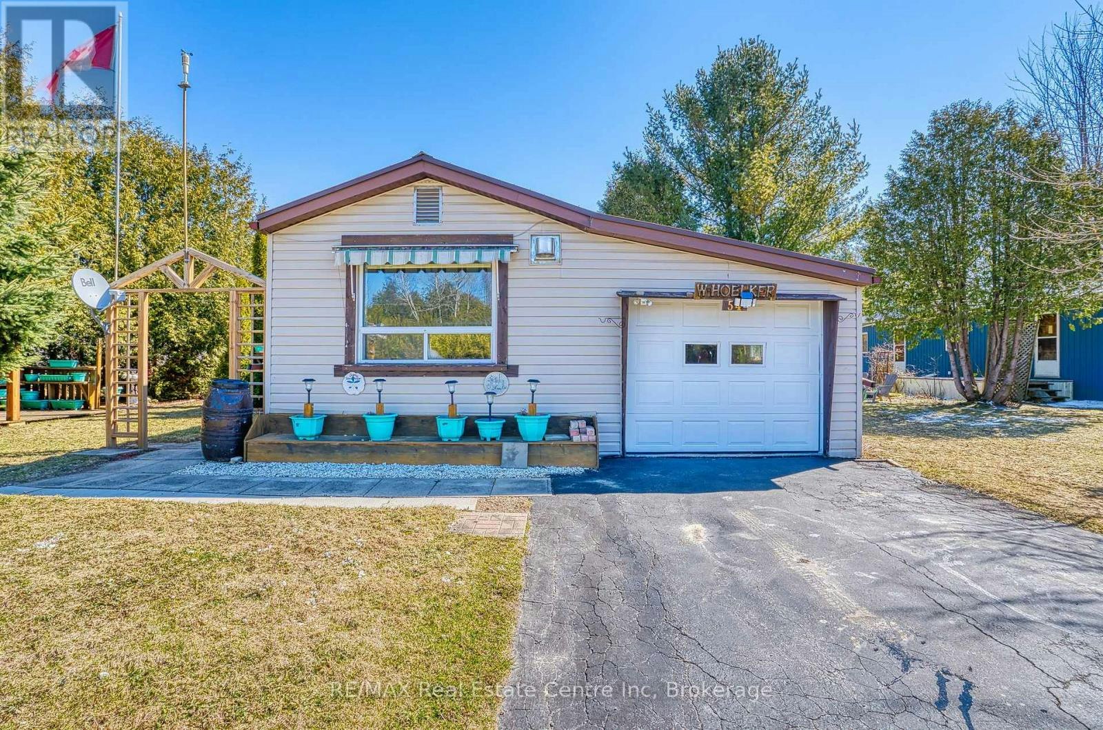 54 First Avenue, Wellington North, ON, N0G 1A0