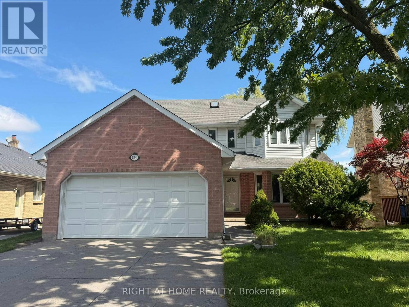 1004 Aldersbrook Road, London, ON, N6G 4N5