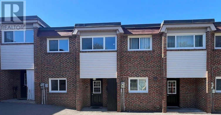 121-69 Godstone Road, Toronto, ON, M2J 3C8