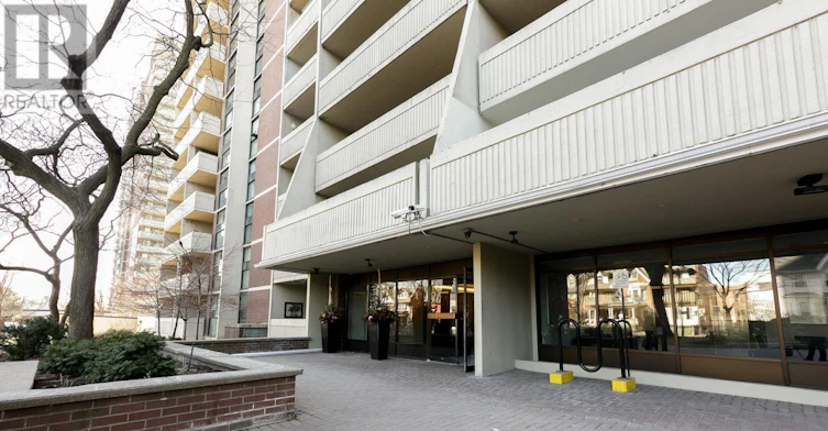 905-40 Homewood Avenue, Toronto, ON, M4Y 2K2 - 32