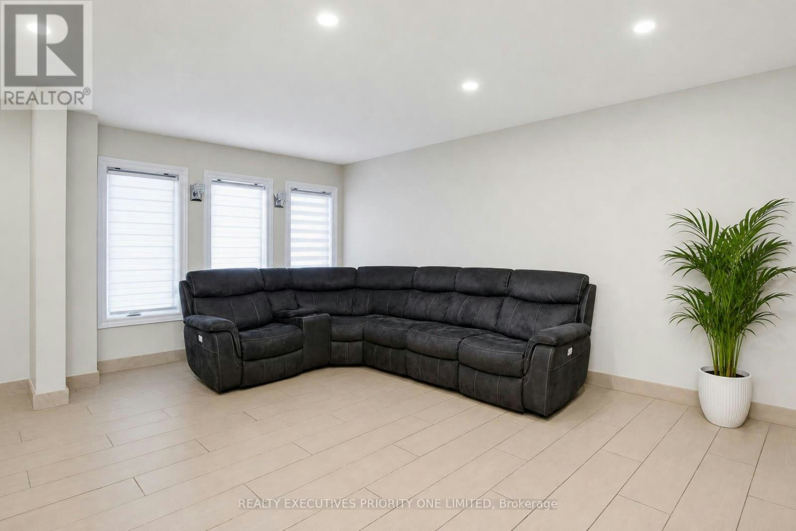 596 Napa Valley Avenue, Vaughan, ON, L4H 1R1 - 6