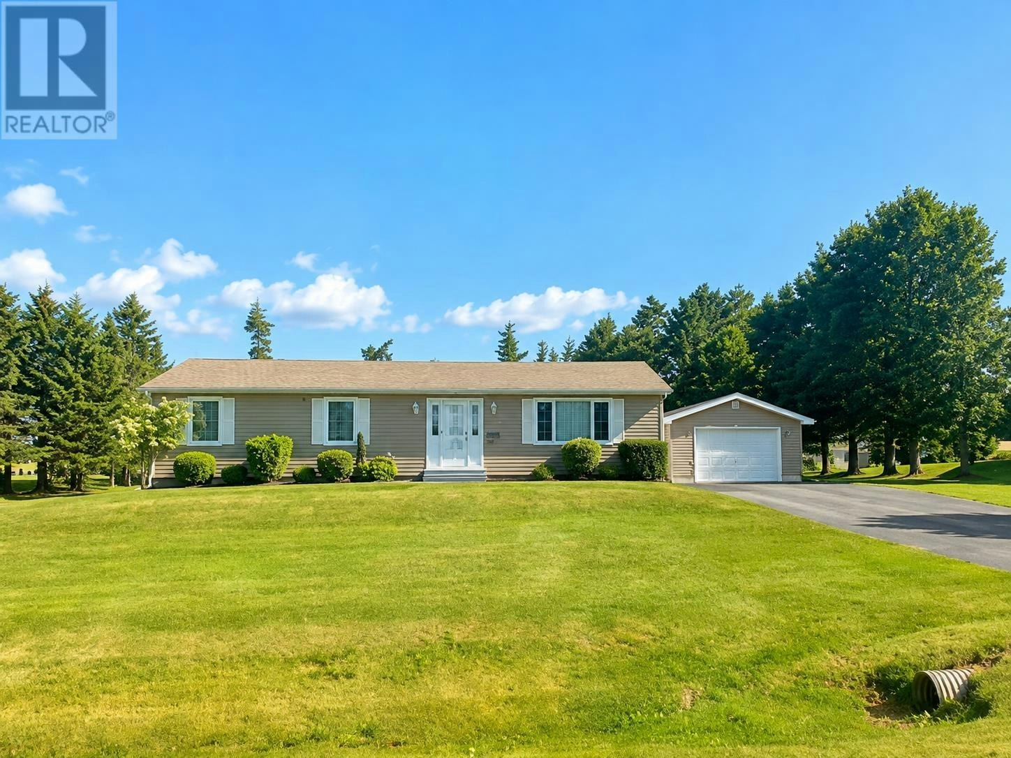 15 Phillips Avenue, Summerside, PE, C1N 4L2