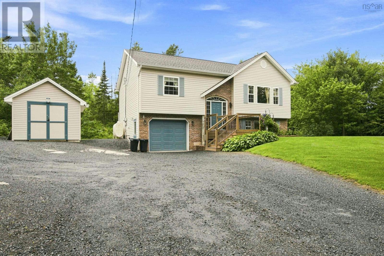 73 Penny Lane, Stillwater Lake, NS, B3Z 1P5