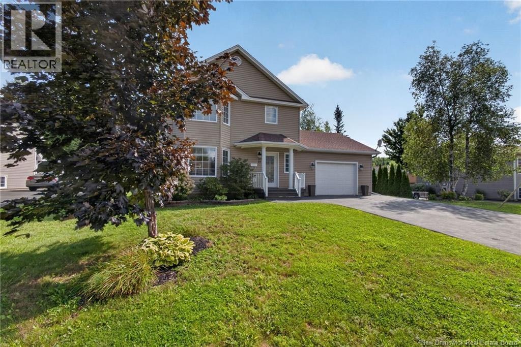 17 Zoel Street, Dieppe, NB, E1A 0E5