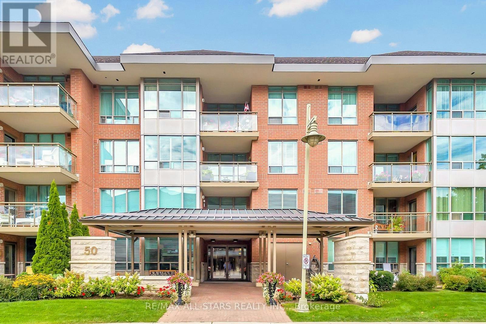 211-50 The Boardwalk Way, Markham, ON, L6E 1B6