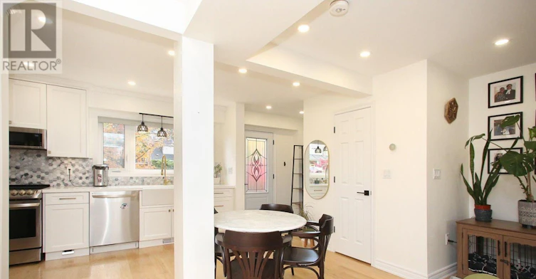 MAIN Floor & 2nd Floor 10 Esmond Crescent, Toronto, ON, M9W 3P8 - 3