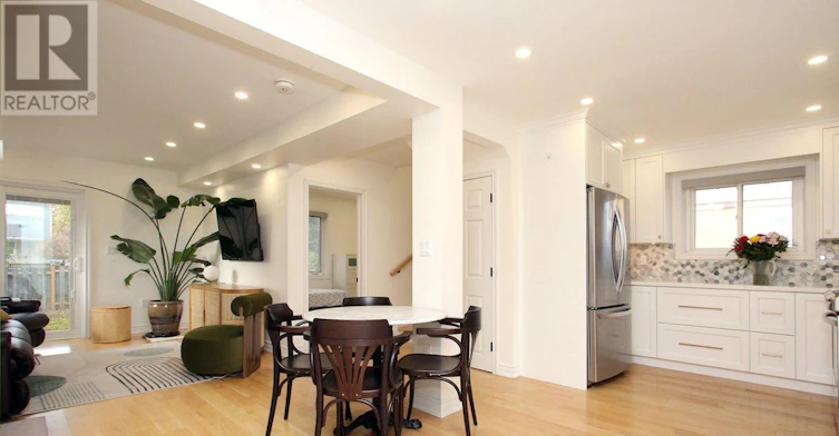 MAIN Floor & 2nd Floor 10 Esmond Crescent, Toronto, ON, M9W 3P8 - 11