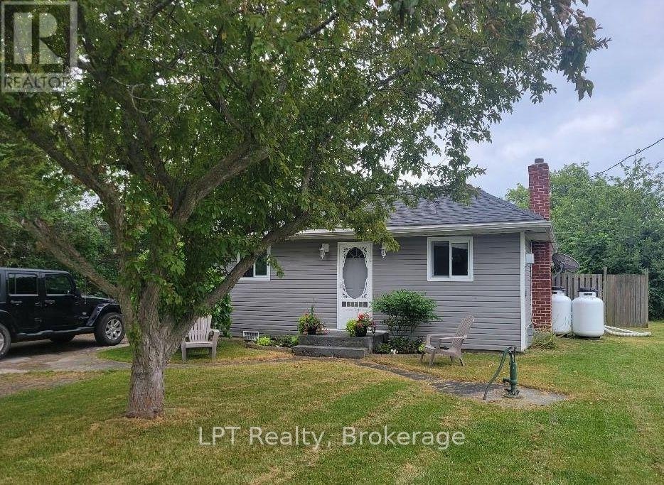 17 Bay Avenue, Prince Edward County, ON, K0K 1T0
