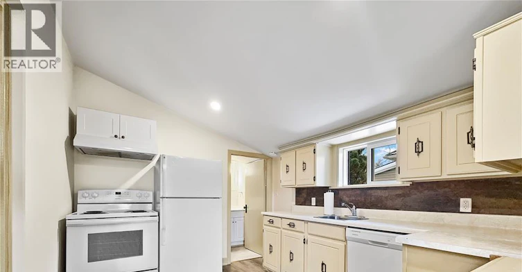 79 Rawdon Street, Brantford, ON, N3S 6C4 - 8