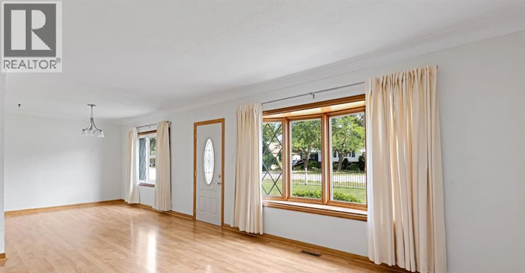 265 Laird Avenue, Essex, ON, N8M 1S7 - 8