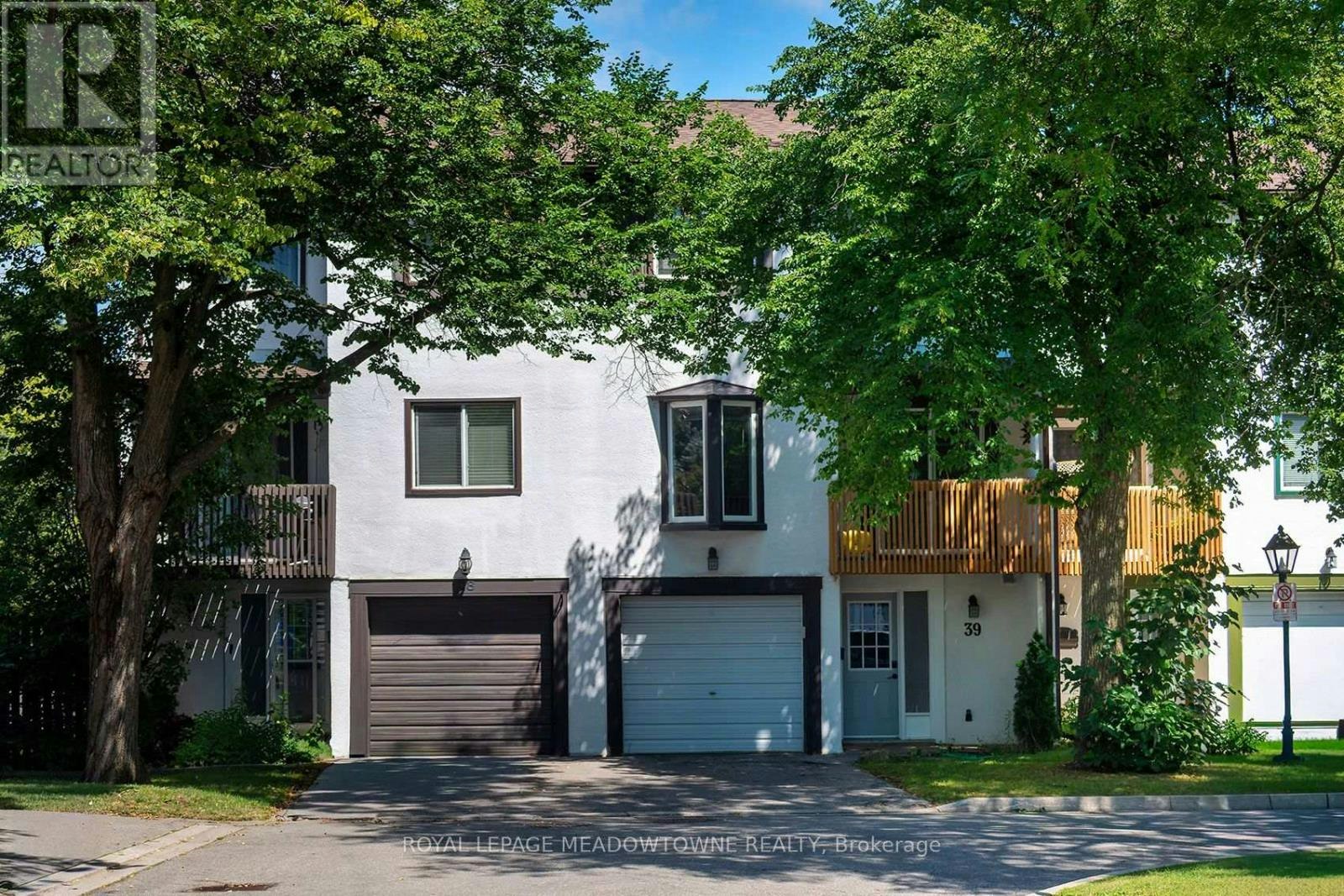 39-2651 Aquitaine Avenue, Mississauga, ON, L5N 1V5