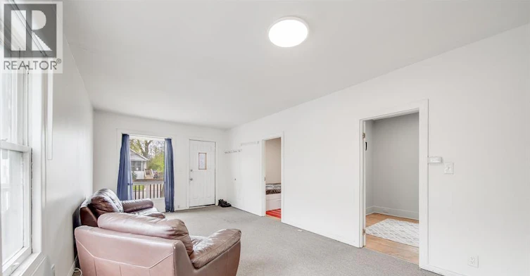 3574 Bloomfield Road, Windsor, ON, N9C 1R7 - 8