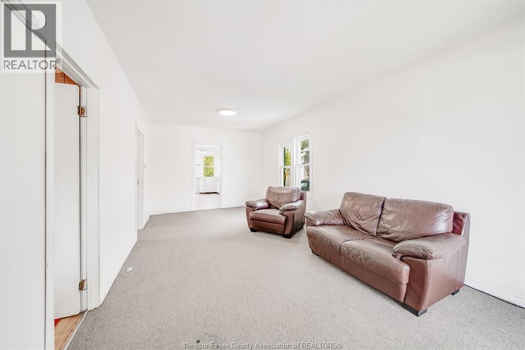 3574 Bloomfield Road, Windsor, ON, N9C 1R7 - 7