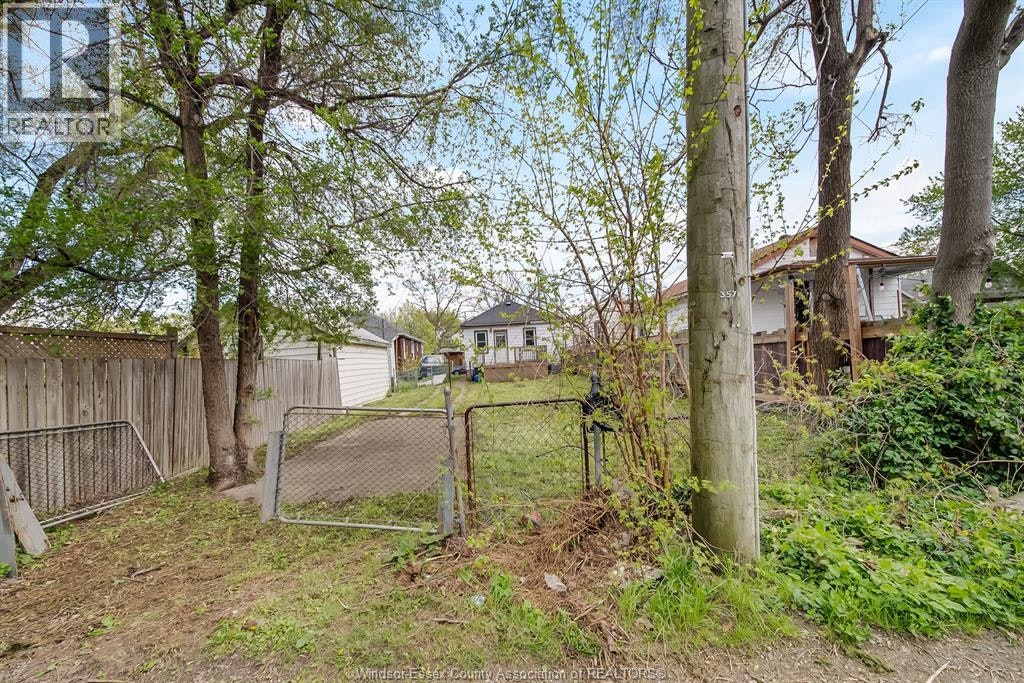 3574 Bloomfield Road, Windsor, ON, N9C 1R7 - 35
