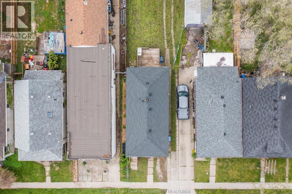 3574 Bloomfield Road, Windsor, ON, N9C 1R7 - 37