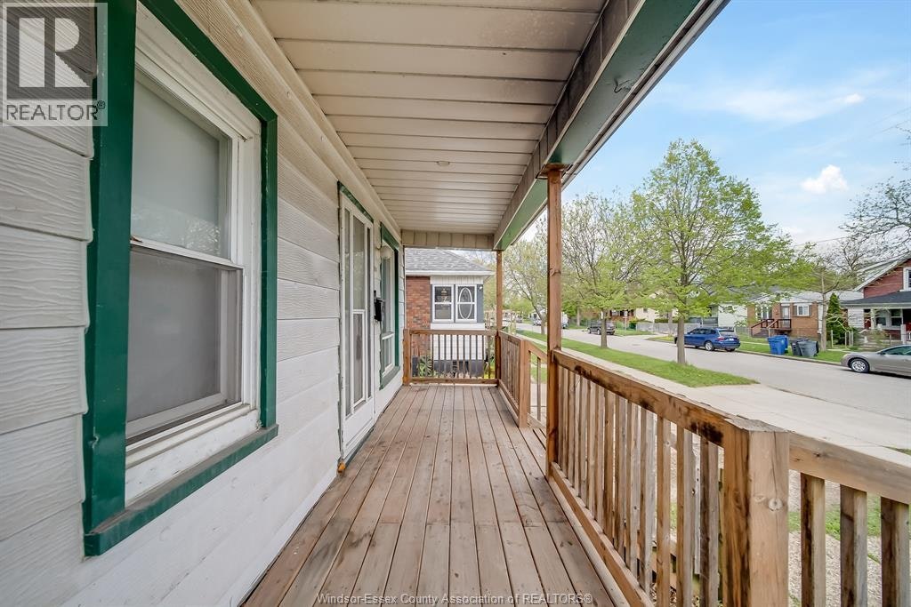 3574 Bloomfield Road, Windsor, ON, N9C 1R7 - 29