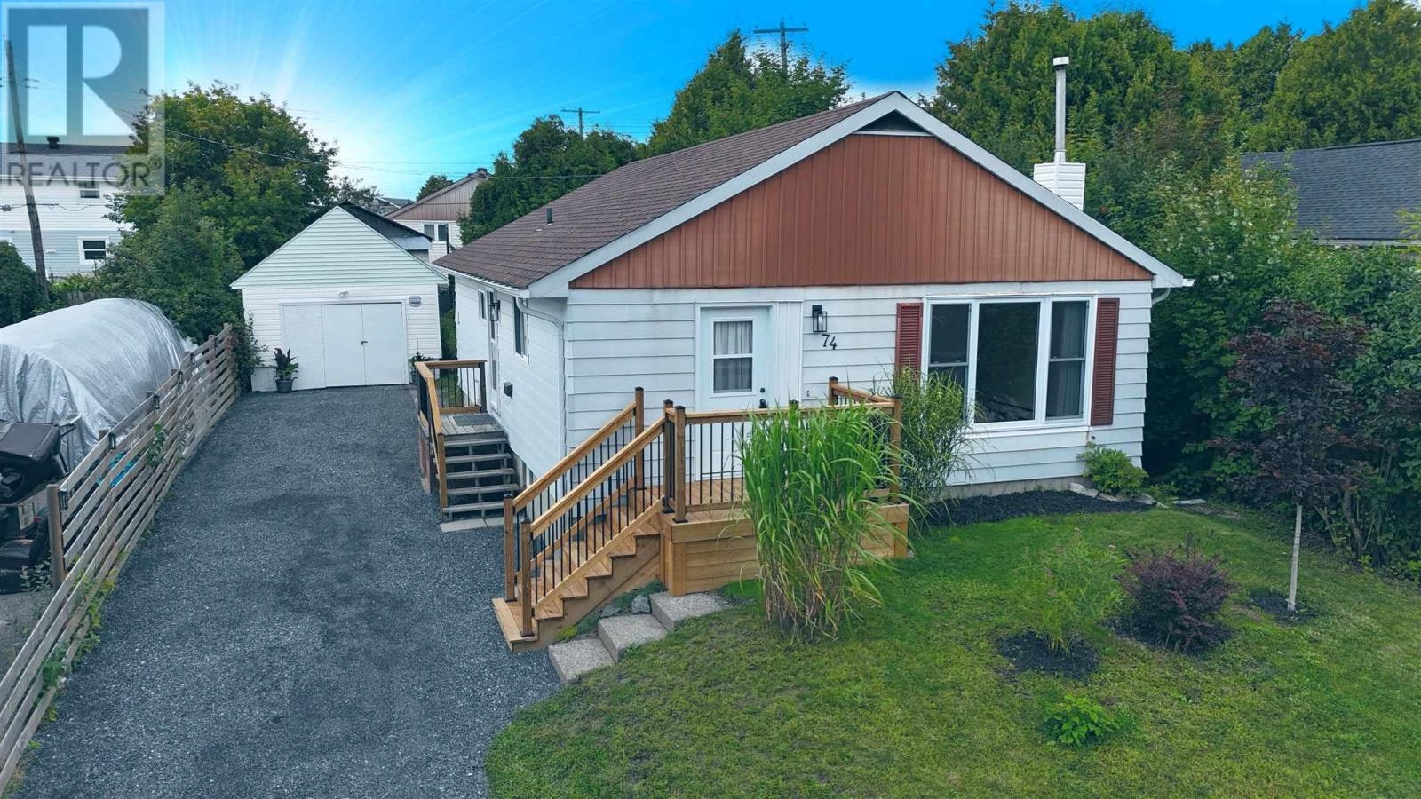 74 Roman Avenue, Elliot Lake, ON, P5A 1S1