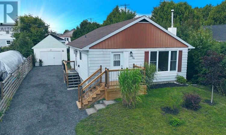 74 Roman Avenue