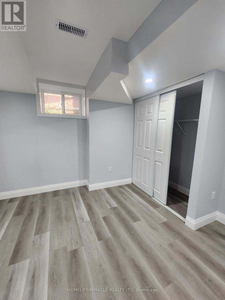 1607 Emberton Way, Innisfil, ON, L9S 0N4 - 16