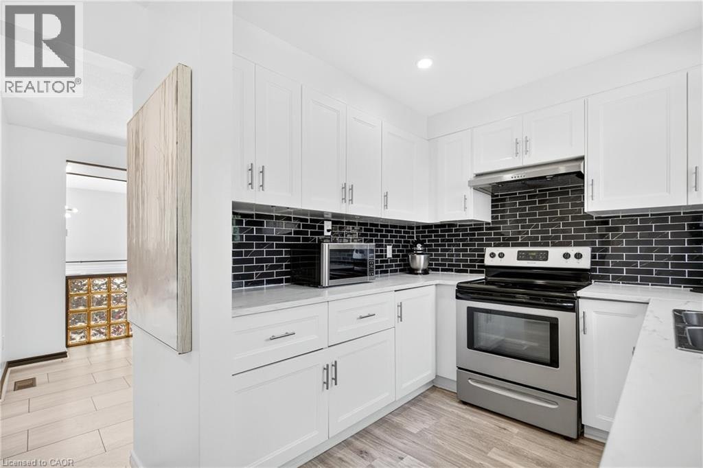 70-11 Harrisford Street, Hamilton, ON, L8K 6L7 - 11