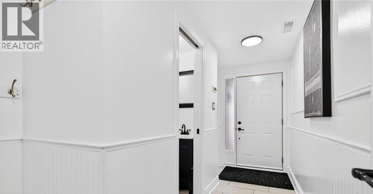 70-11 Harrisford Street, Hamilton, ON, L8K 6L7 - 2
